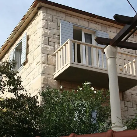 Apartment Apartments By The Sea Postira, Brac - 2870 Postira